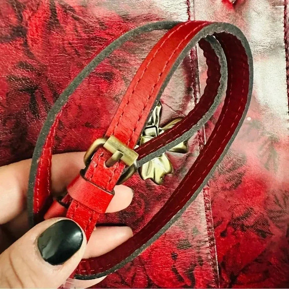 NWOT Patricia Nash Consilina Crossbody Organizer Etched Rose Leather - Picture 10 of 16